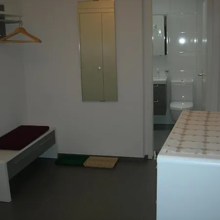 阿尔贝比利克高级公寓 公寓 *