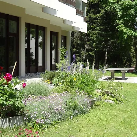 公寓 阿尔贝比利克高级公寓 *