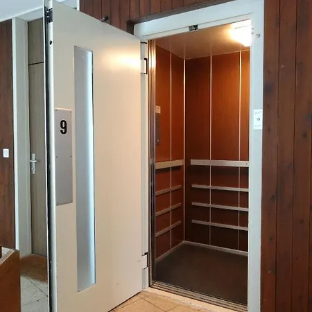 阿尔贝比利克高级公寓 公寓